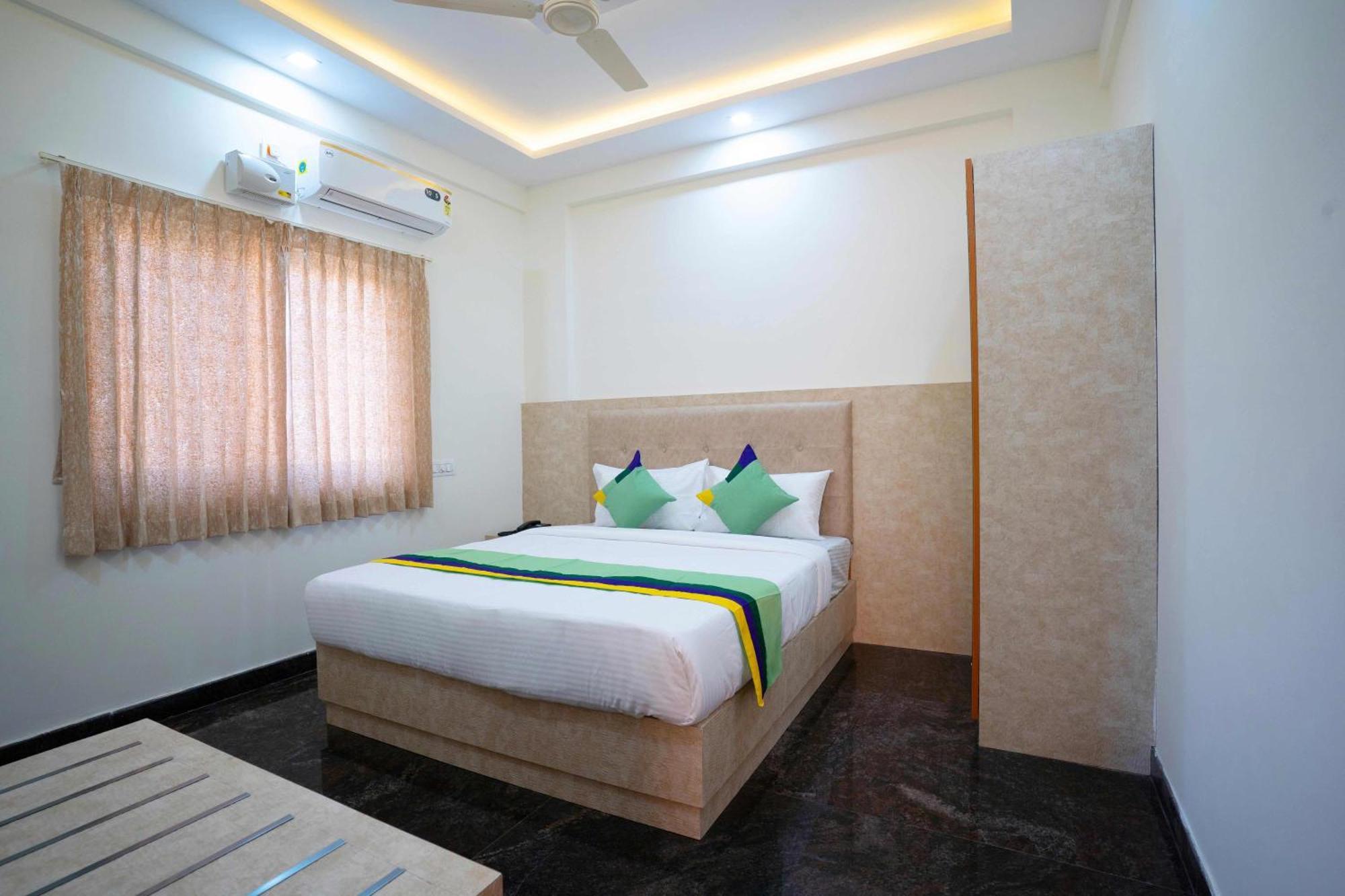 Treebo Galaxy Kings Suites, Hebbal Bangalore Exterior foto